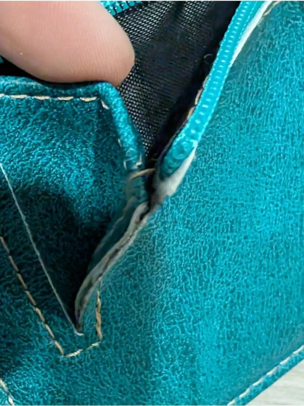 Unbranded turquoise bag